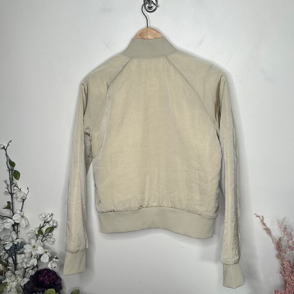 LULULEMON Non-Stop Bomber Jacket Trench Khaki Tan Sz 6 {YY24} - Picture 7 of 12